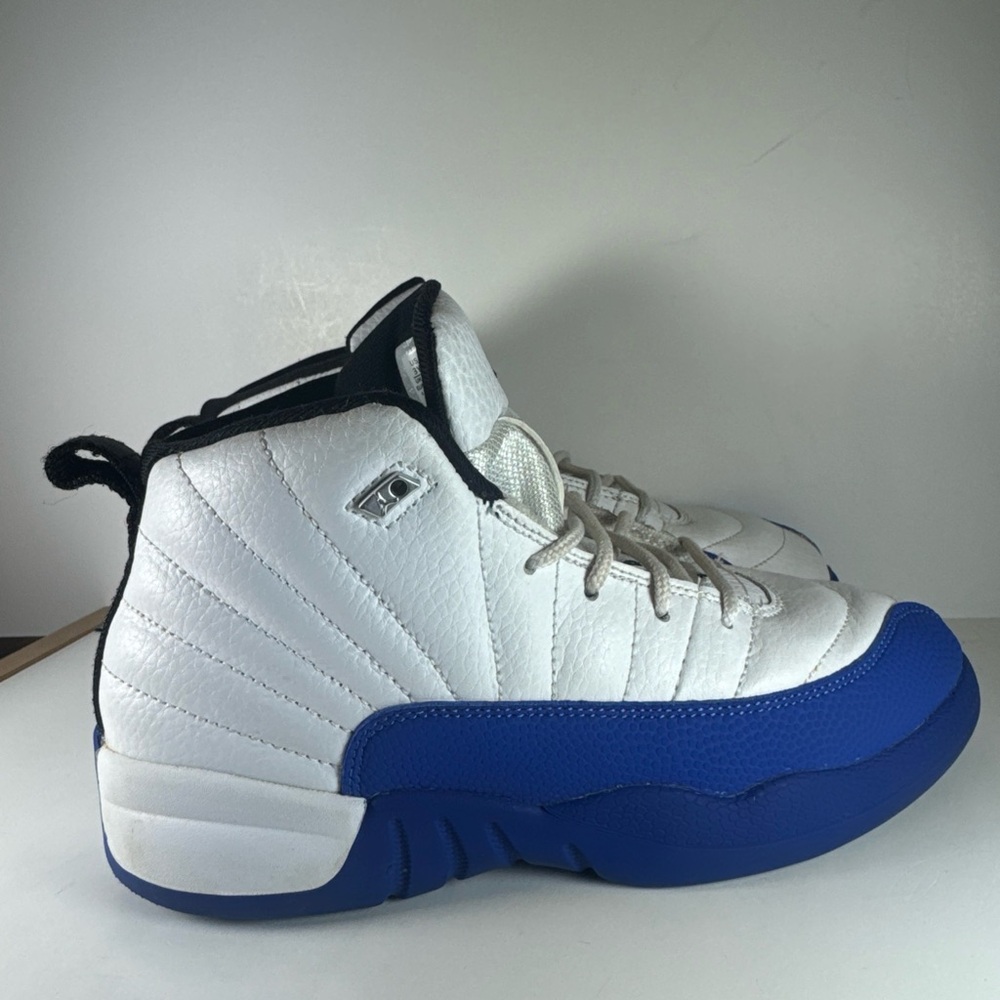 Air Jordan 12 Retro Blueberry Size 3Y Kid’s Sneakers